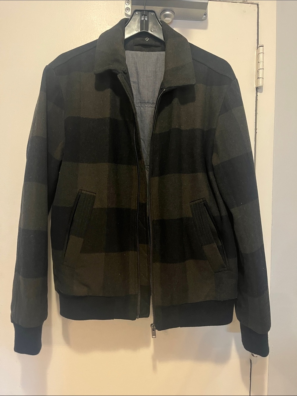 Men's Olive & Black Striped Bomber Jacket - Classic Casual